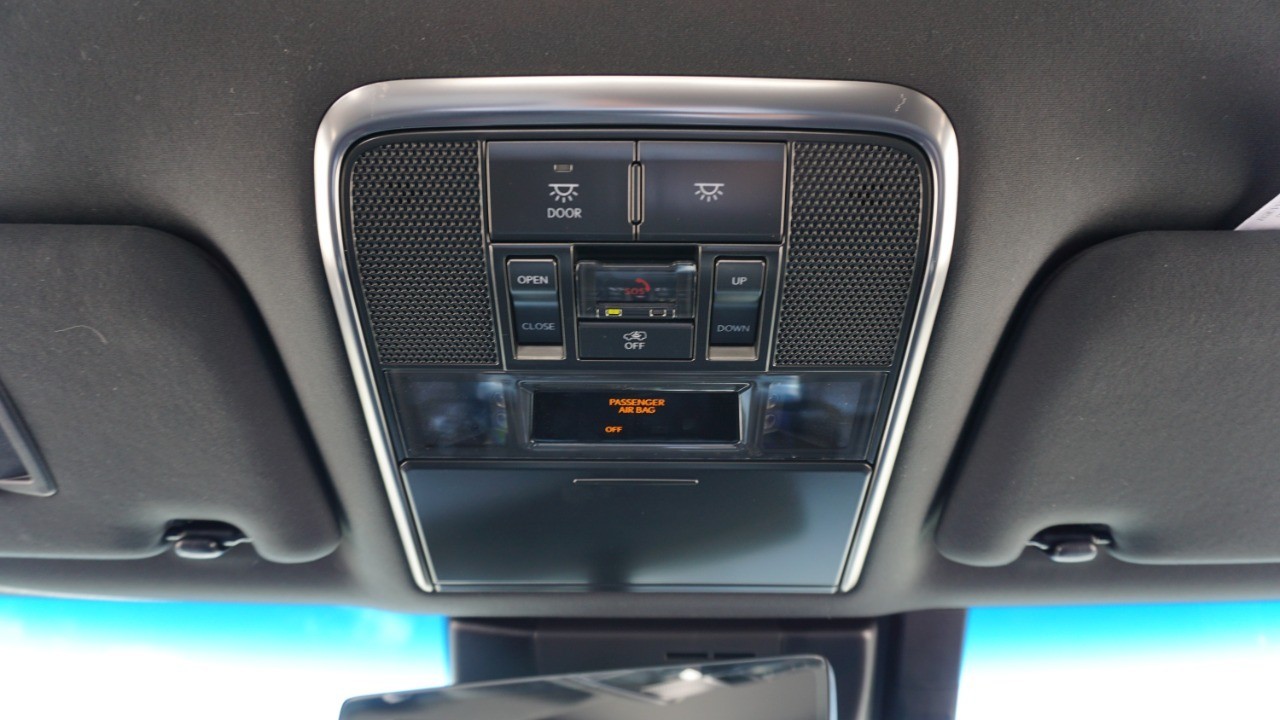 2025 Lexus LX photo 26