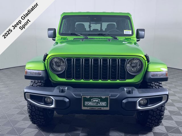 2025 Jeep Gladiator Sport photo 3
