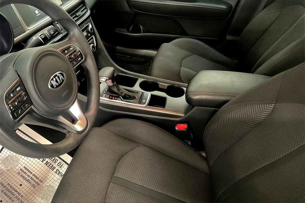 2018 Kia Optima LX photo 15