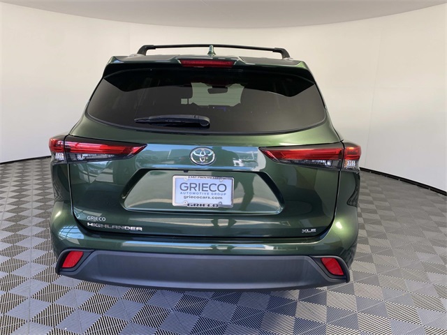 2023 Toyota Highlander XLE photo 6
