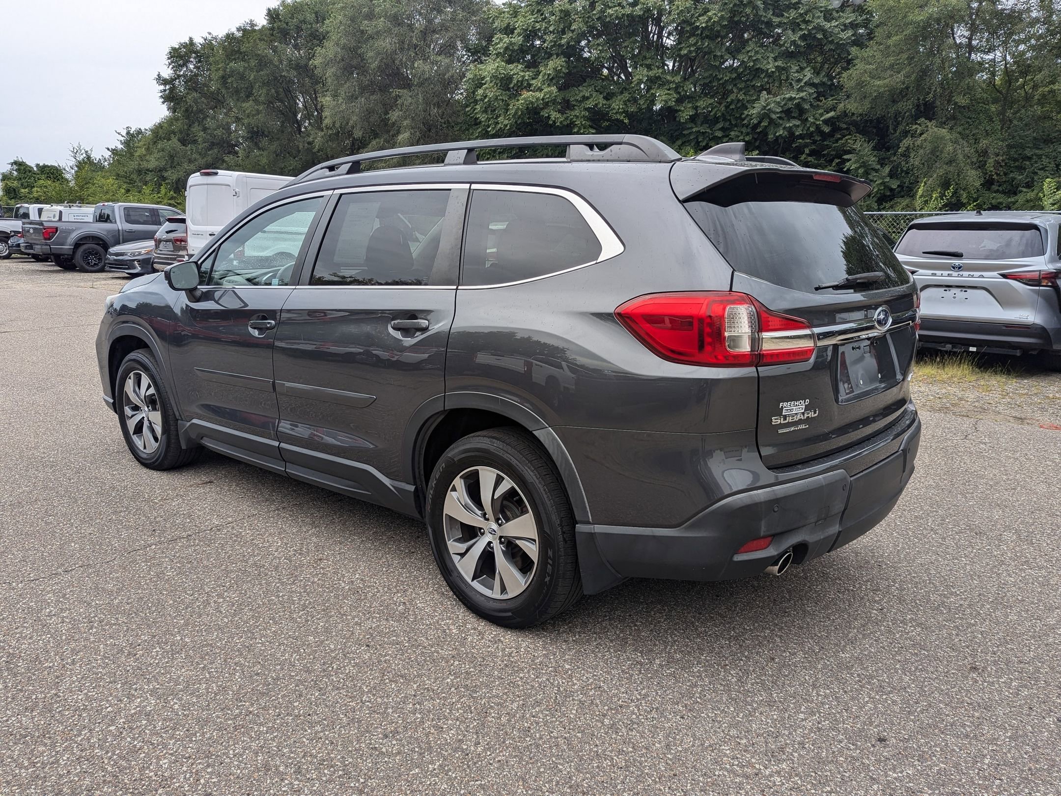 2020 Subaru Ascent Premium photo 3
