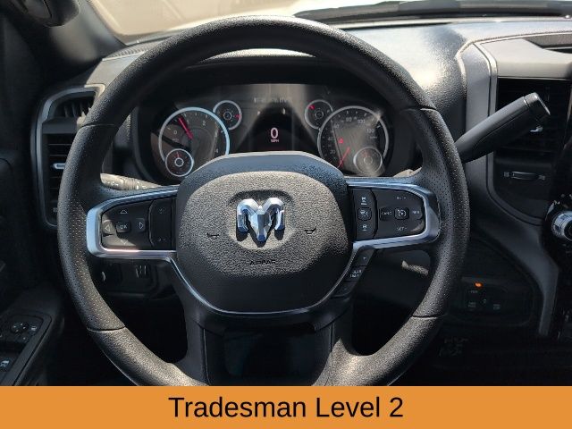 2025 Ram 3500 Tradesman photo 4