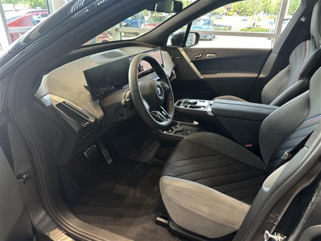 2026 Bmw iX photo 12