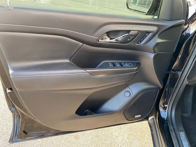 2023 Gmc Acadia SLT photo 18