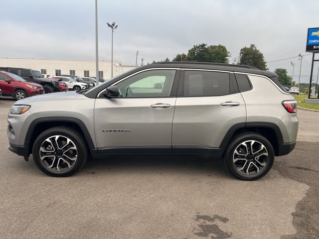 2024 Jeep Compass Limited photo 2