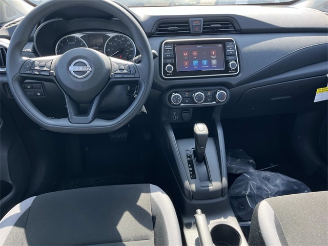 2025 Nissan Versa S photo 11