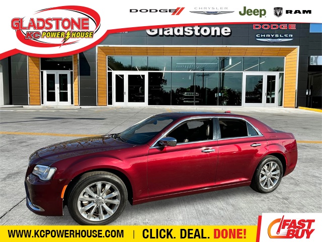 2019 Chrysler 300 Limited's photo