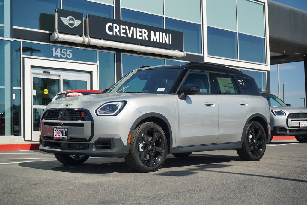 2026 MINI Countryman S's photo