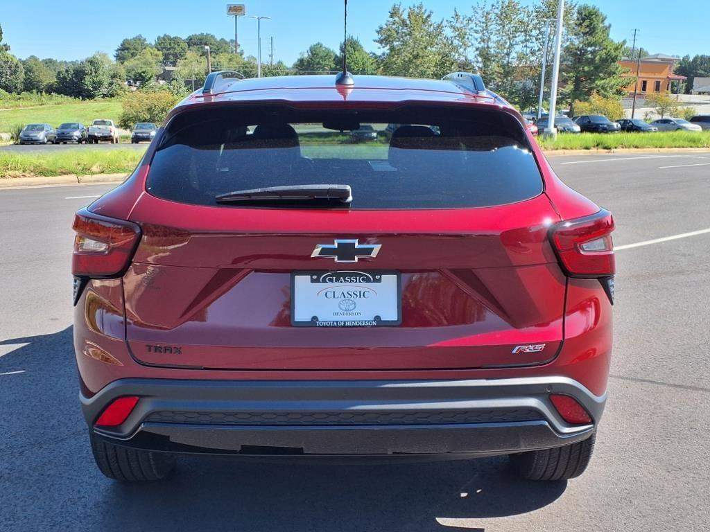 2025 Chevrolet Trax photo 4