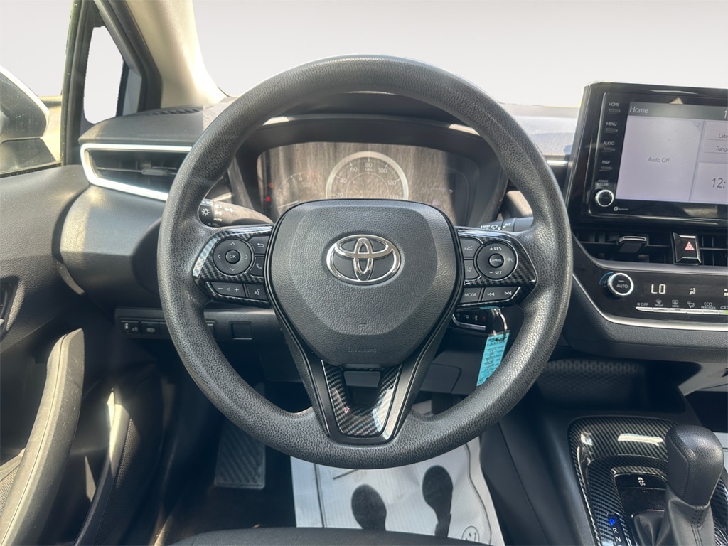 2022 Toyota Corolla LE photo 12