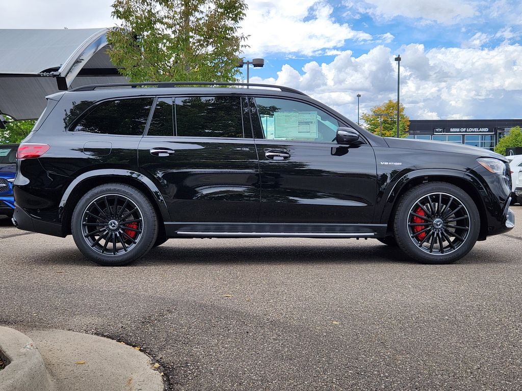 2026 Mercedes Benz GLS AMG 63 4MATIC photo 2