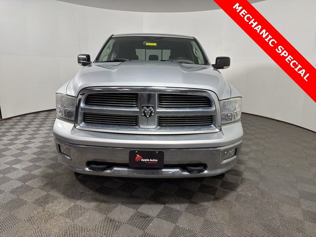 Used 2009 Dodge Ram 1500 Pickup SLT with VIN 1D3HV13T79S739911 for sale in Shakopee, Minnesota