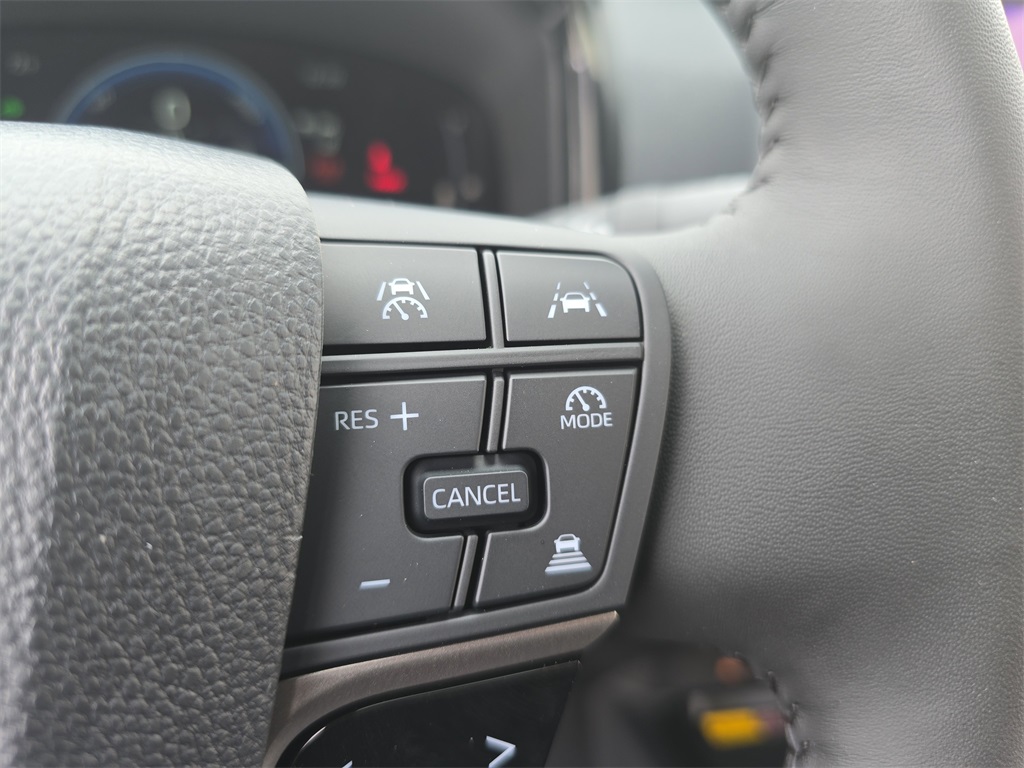 2025 Toyota Camry LE photo 17