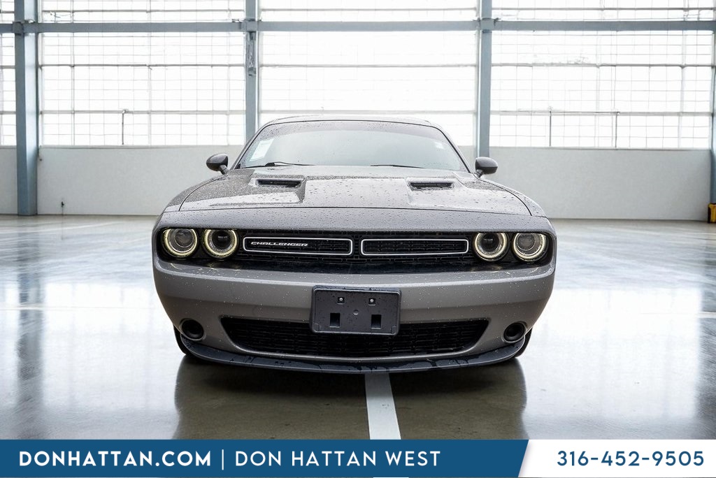 2019 Dodge Challenger SXT photo 19
