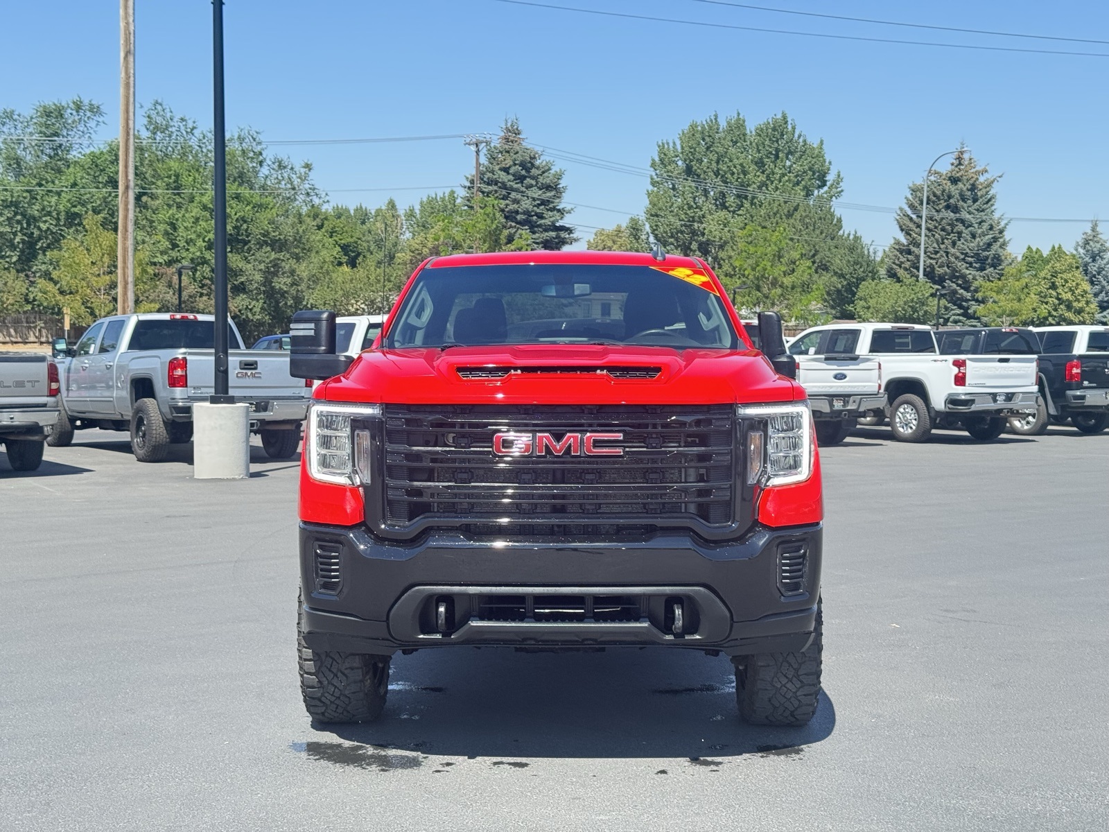 2022 Gmc Sierra HD SLE photo 2
