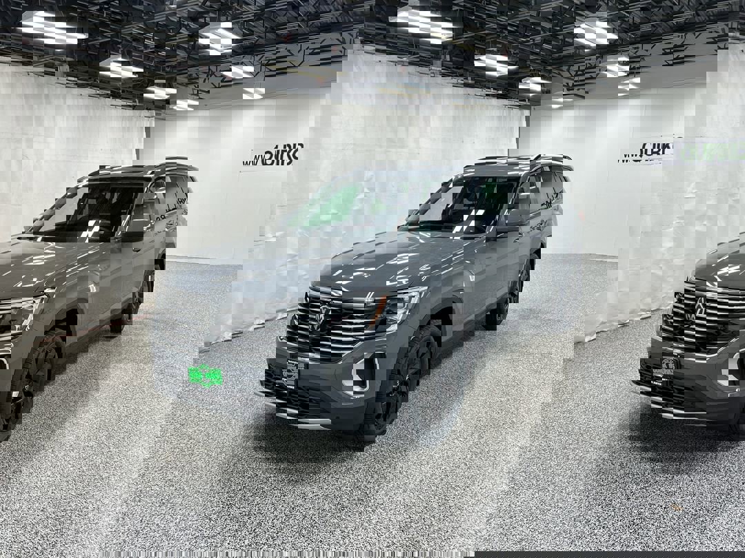 2026 Volkswagen Atlas SE Technology photo 2