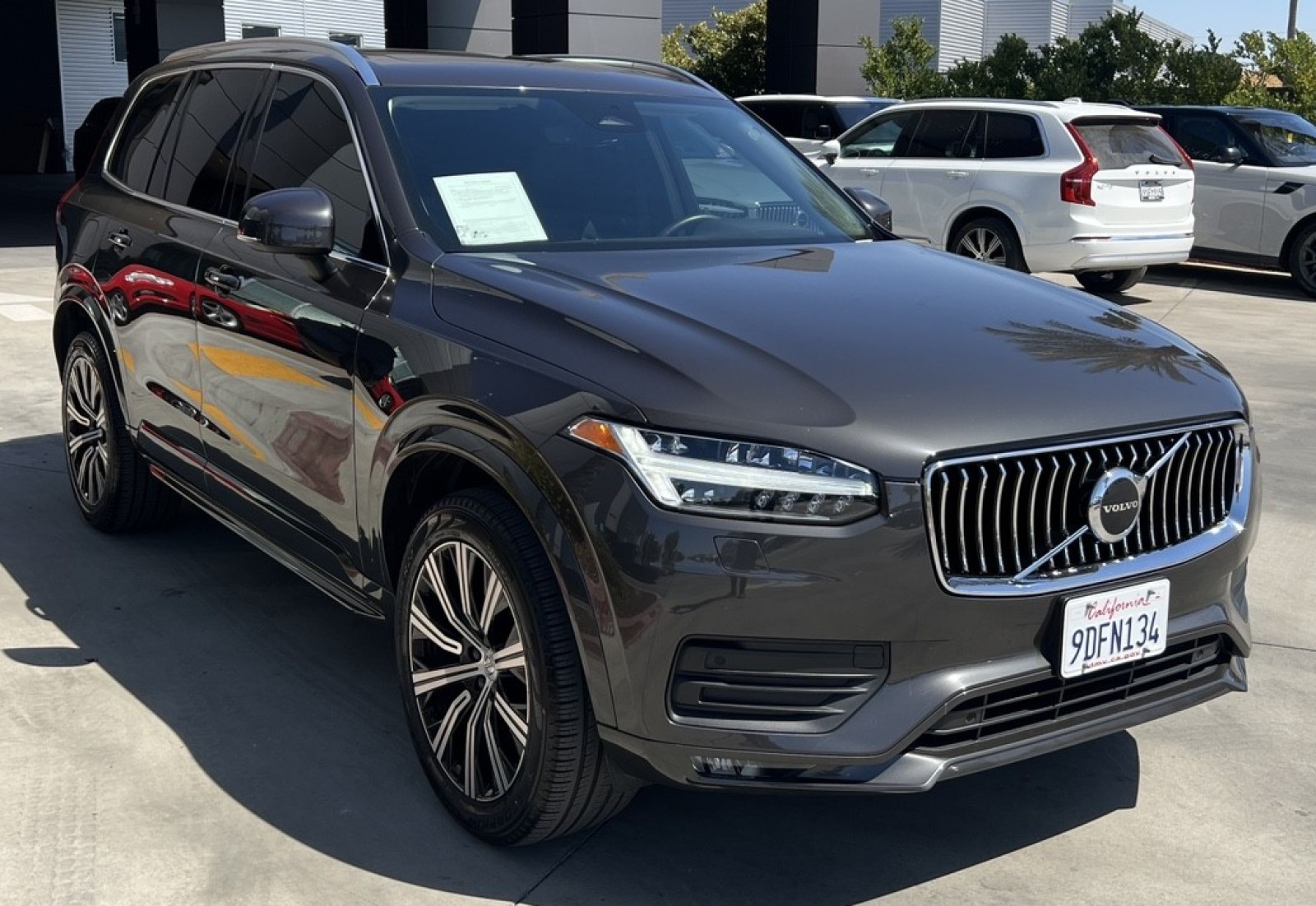 2023 Volvo XC90 Core photo 3