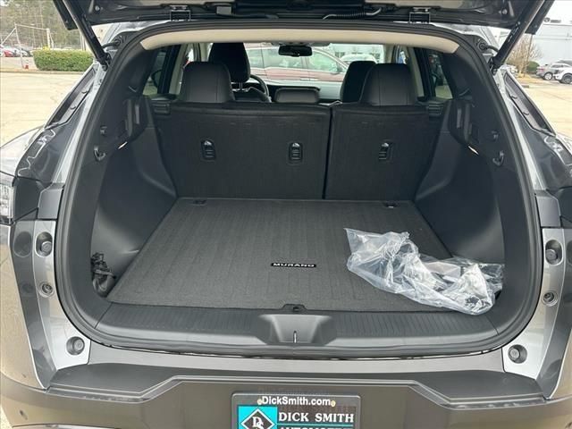 2025 Nissan Murano SL photo 9