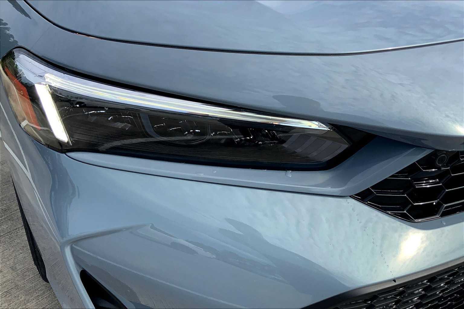 2025 Honda Civic Hatchback Hybrid Sport Touring photo 13