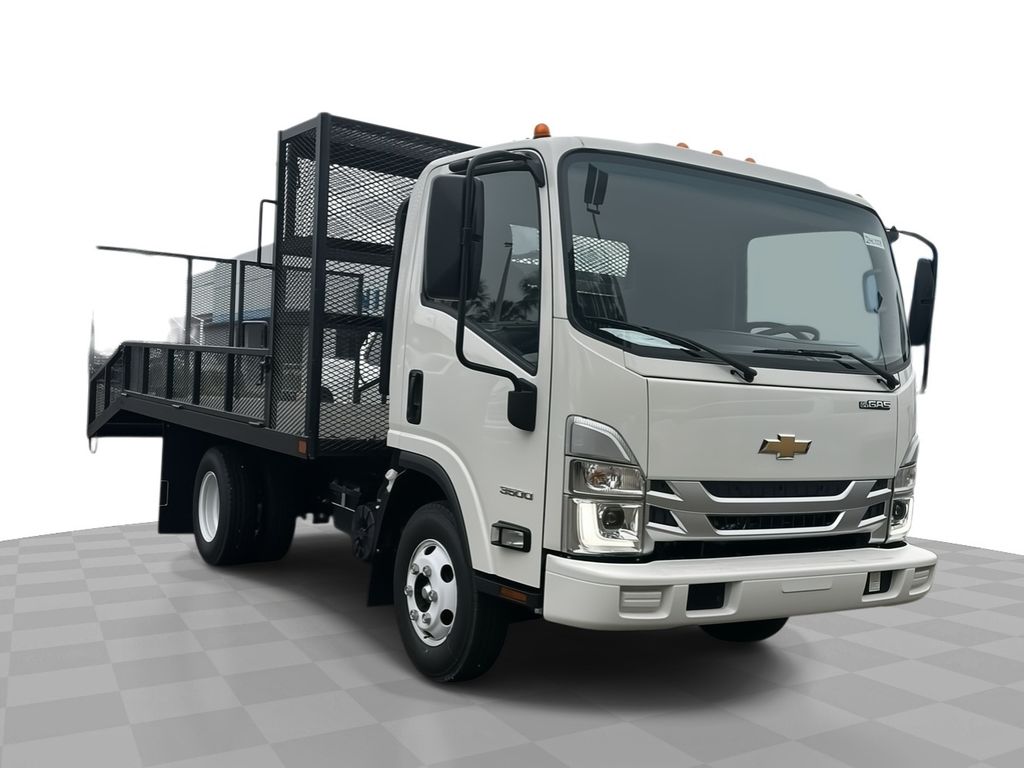 2024 Chevrolet Low Cab Forward Base's photo