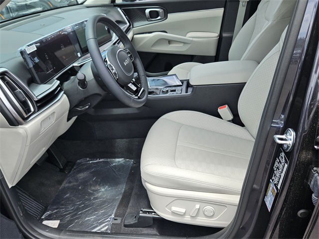 2025 Kia Sorento S photo 3