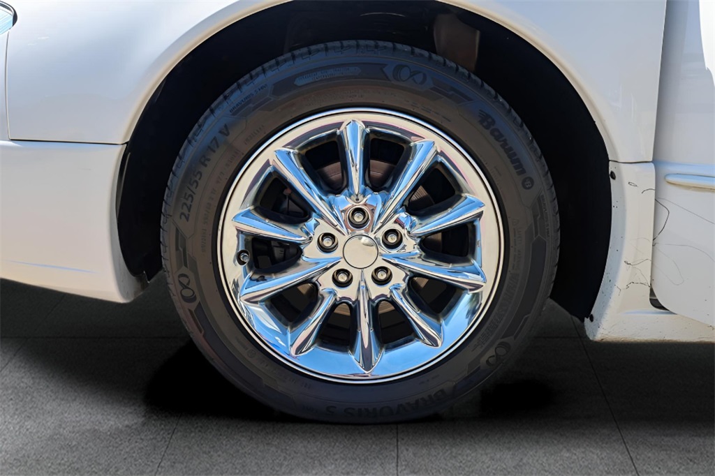 2004 Chrysler 300 photo 21