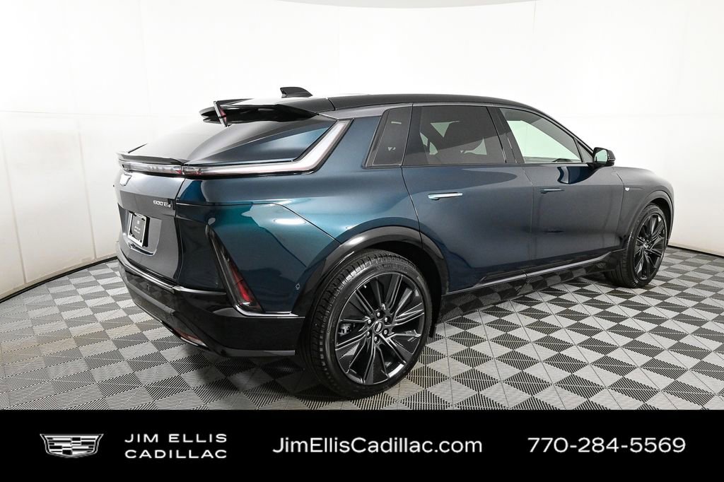 2024 Cadillac Lyriq Sport photo 27