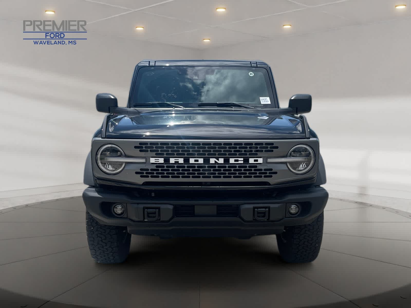 2025 Ford Bronco Badlands photo 8