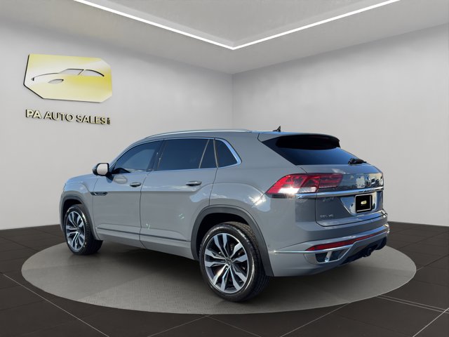 2022 Volkswagen Atlas Cross Sport V6 SEL Premium R-Line photo 5