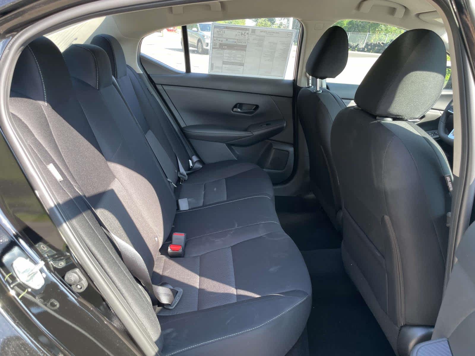 2025 Nissan Sentra SV photo 12