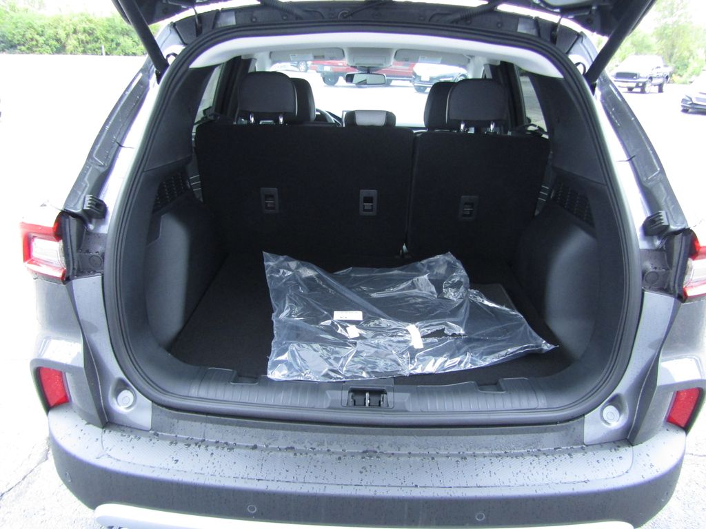 2025 Ford Escape Platinum photo 7
