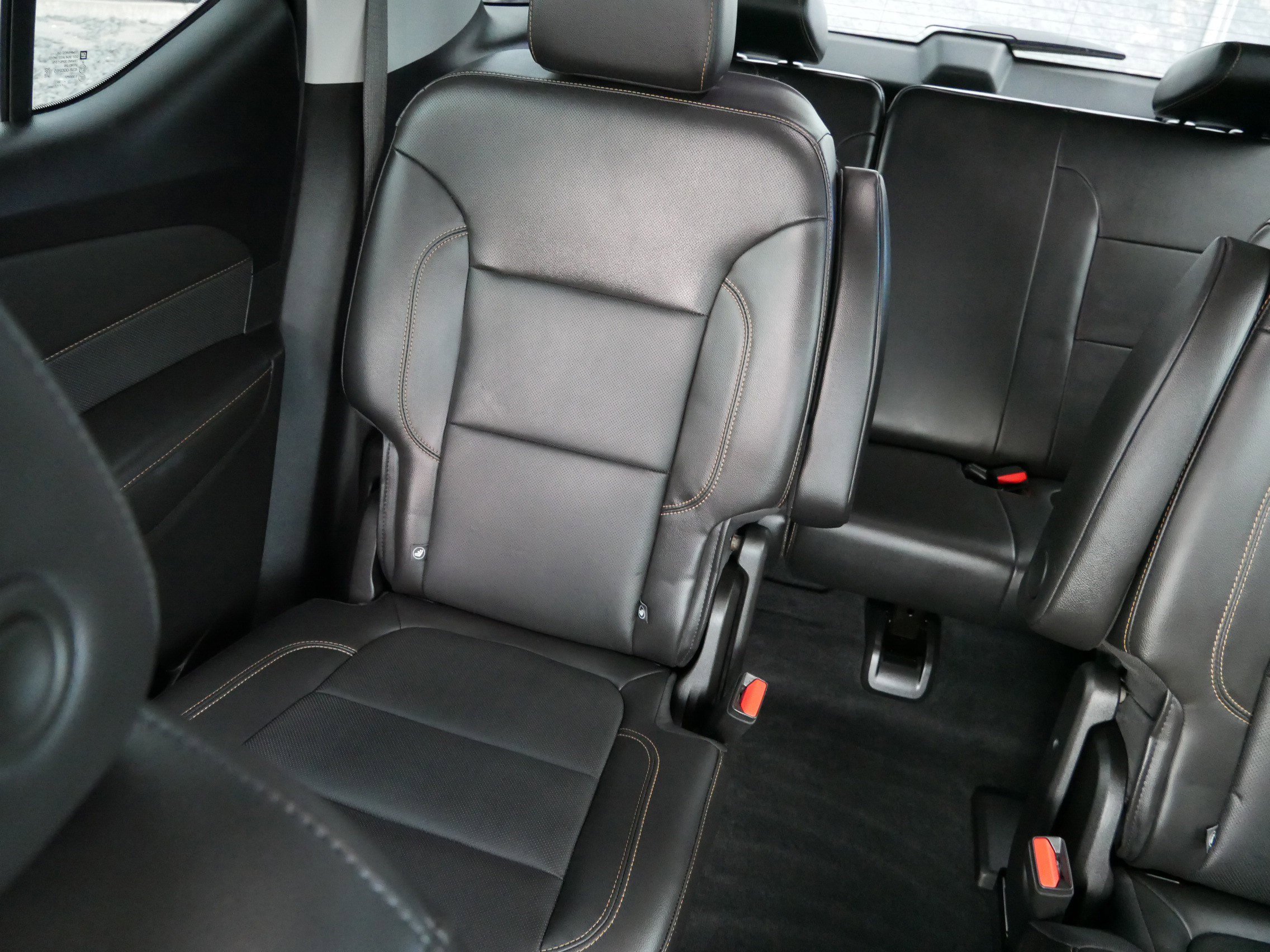 2020 Chevrolet Traverse Premier photo 11