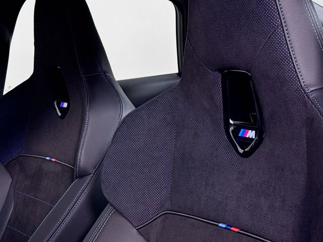 2025 Bmw M235i photo 25