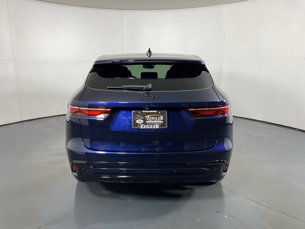 2025 Jaguar F-PACE P250 R-Dynamic S photo 3