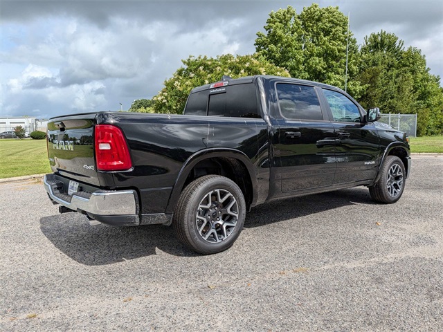 2025 Ram 1500 Laramie photo 4