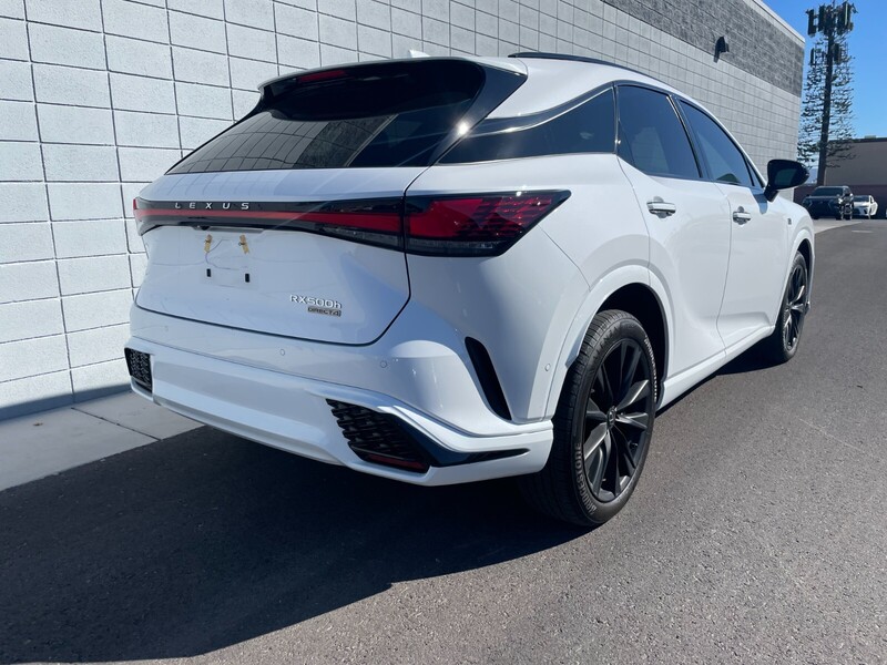 2024 Lexus RX 500h F SPORT Performance photo 3