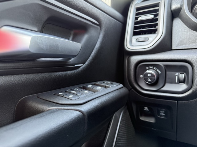 2025 Ram 1500 Warlock photo 21