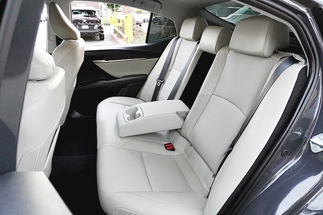 Used 2025 Gray Toyota XLE image 14