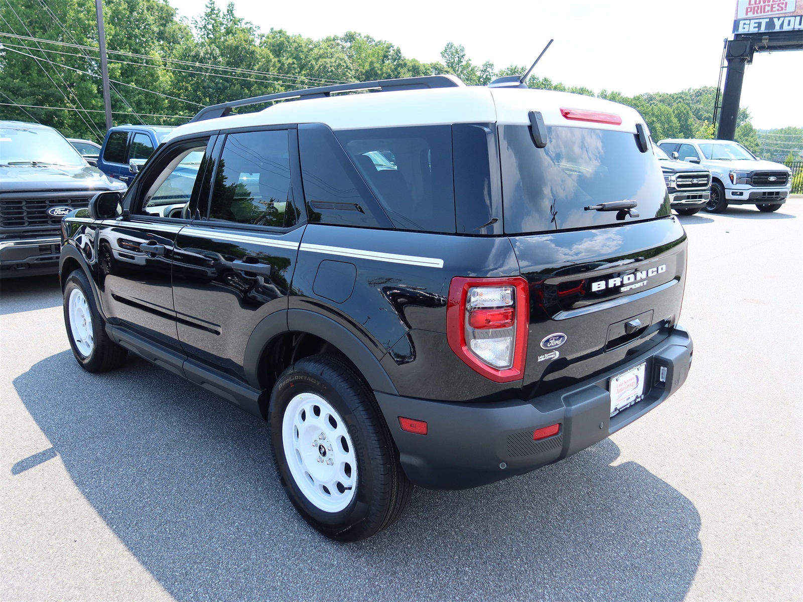 2025 Ford Bronco Sport Heritage photo 3