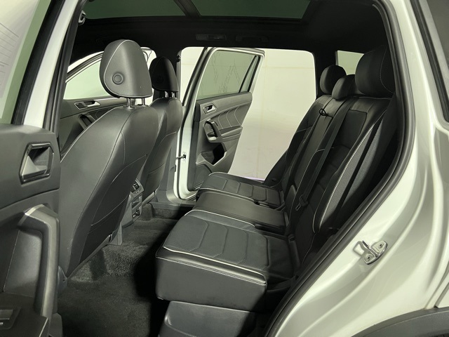 2024 Volkswagen Tiguan SEL R-Line Black photo 21