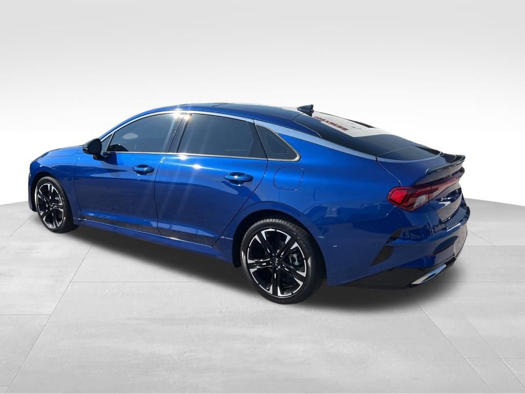 2023 Kia K5 GT-Line photo 3