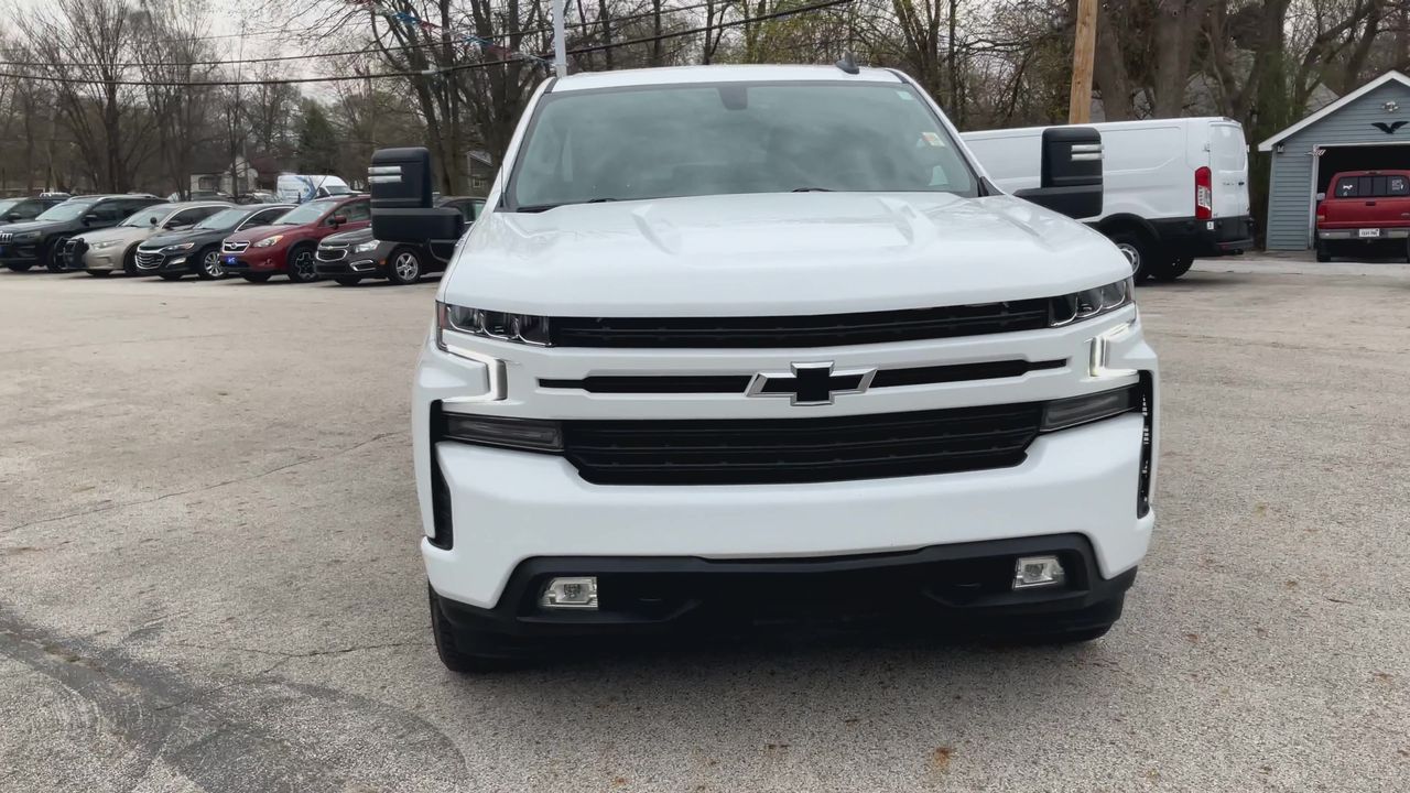 2022 Chevrolet Silverado 1500 RST photo 2