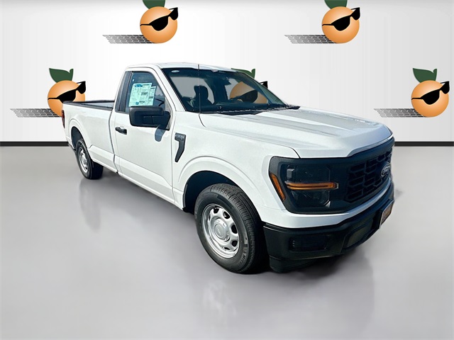 2025 Ford F-150 XL's photo