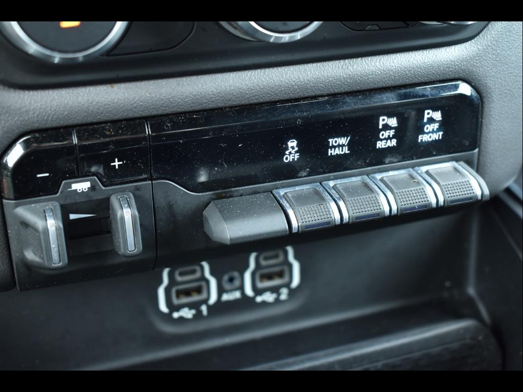 2021 Ram 1500 Laramie photo 10