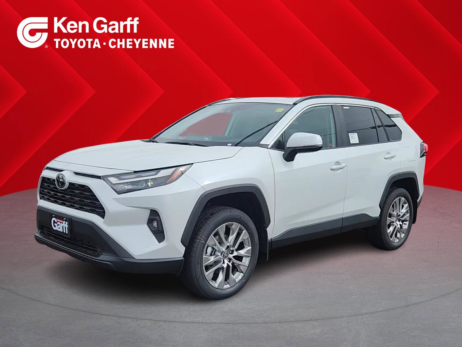 2025 Toyota RAV4 XLE Premium's photo