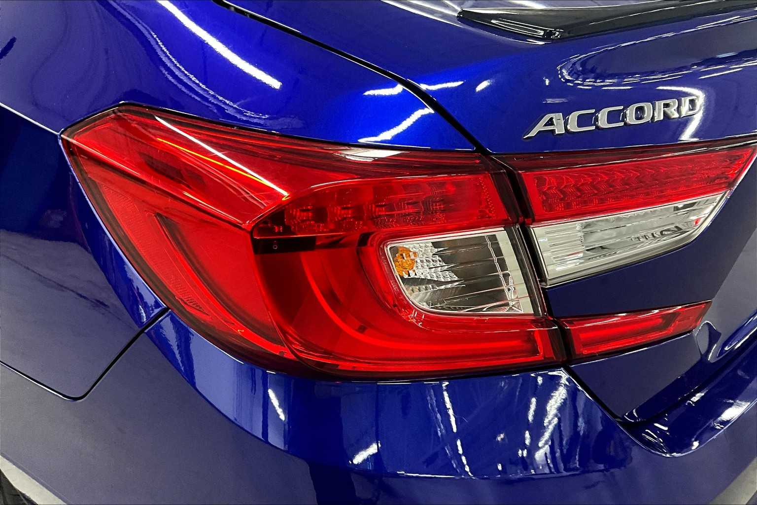 2022 Honda Accord Sport photo 28