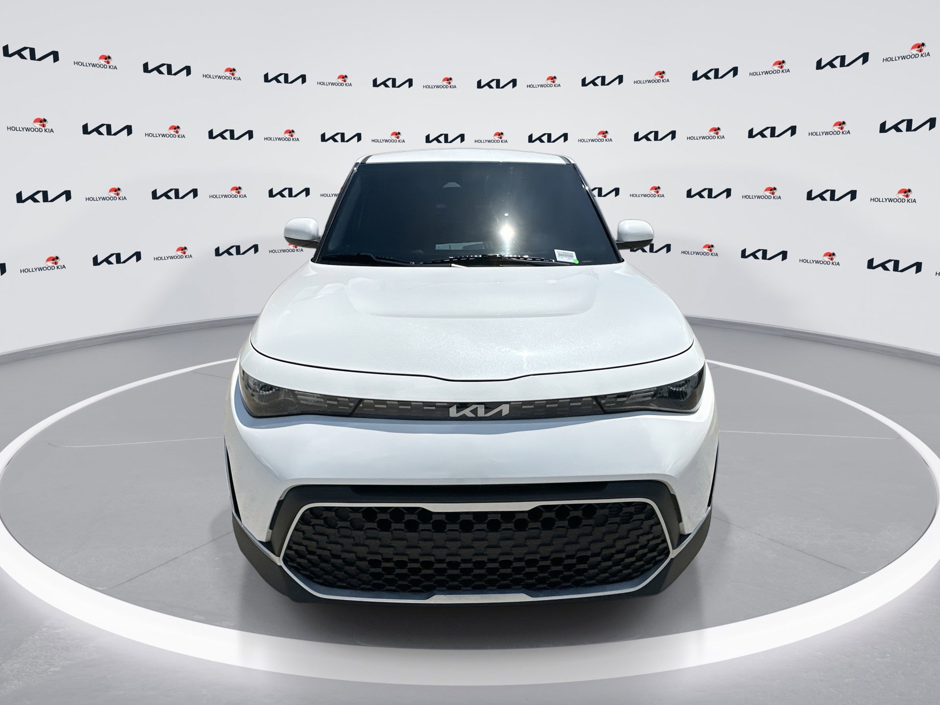 2024 Kia Soul LX photo 3