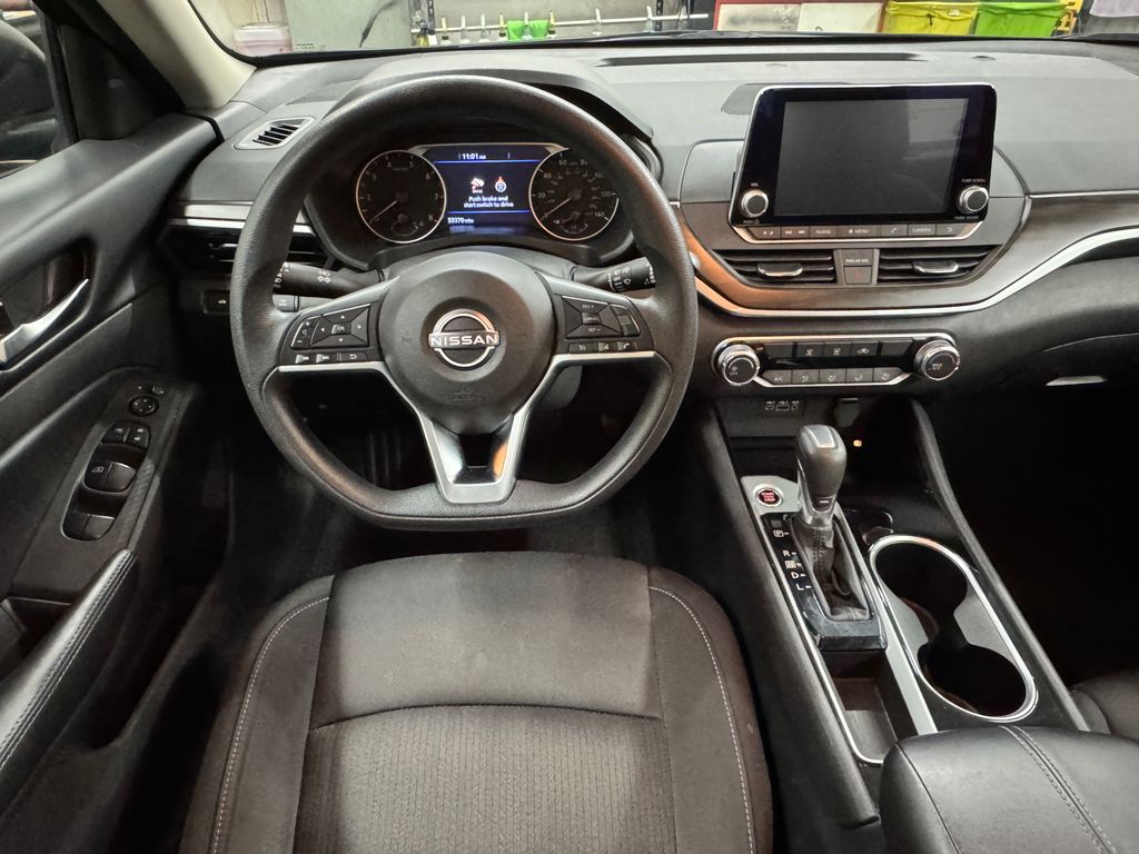 2024 Nissan Altima 2.5 SV photo 18