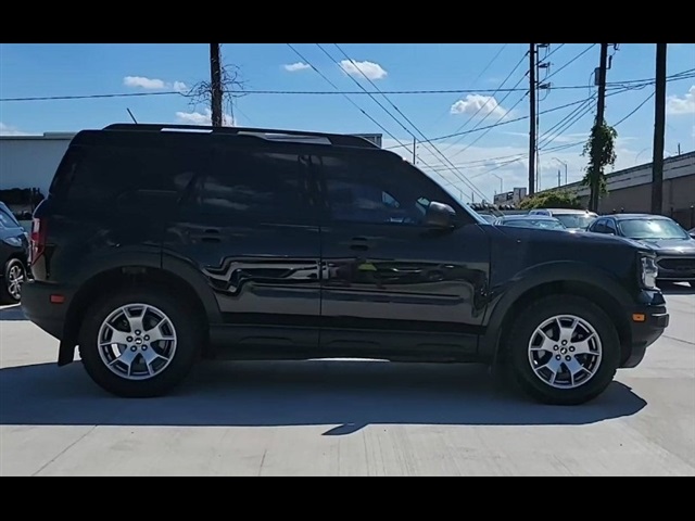 2022 Ford Bronco Sport Base photo 2