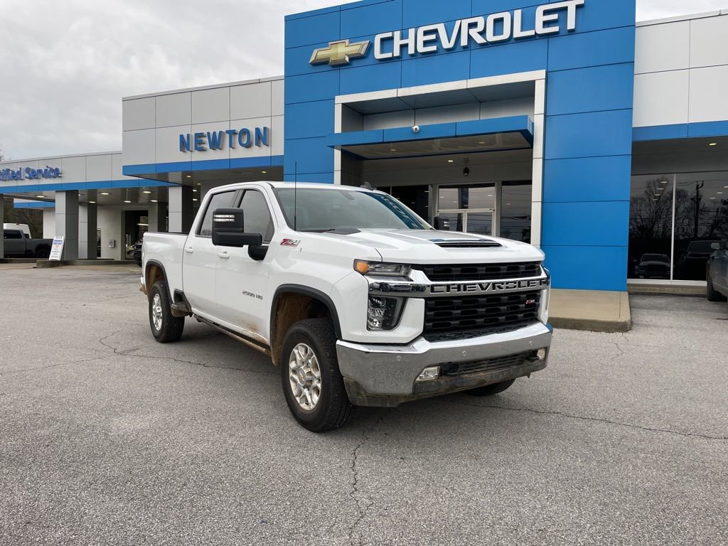 2022 Chevrolet Silverado 2500HD LT photo 2